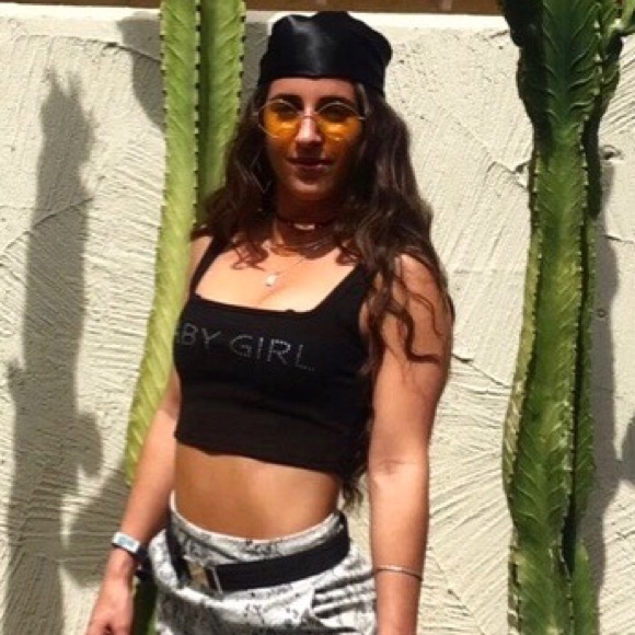 Meet your Posher, Erica - Picture 1 of 1